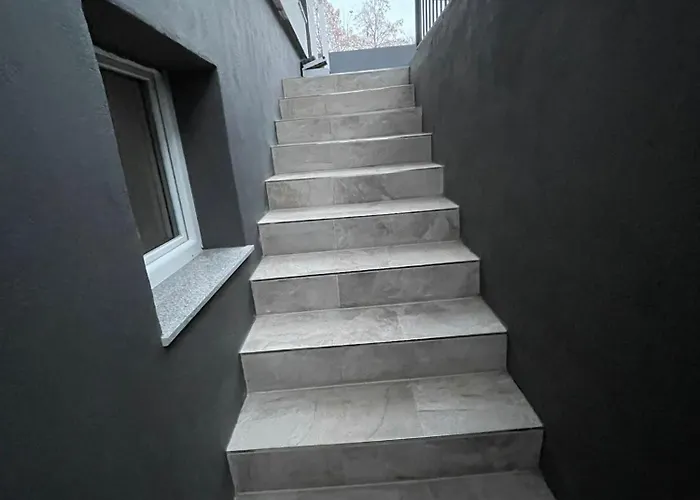 Gemuetliches Und Schoenes Keller Geschoss K1 *